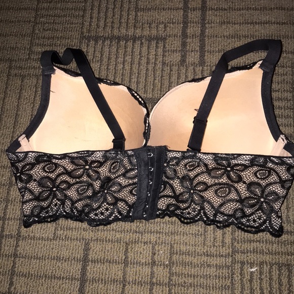 Unique Lace Bra - Picture 5 of 10